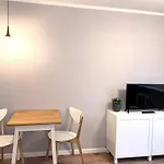 Studio In The Center - Prime Location